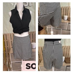 New SO Plaid Mini Wrap SKORT-Juniors Size 17-approx women size XL-metal hardware